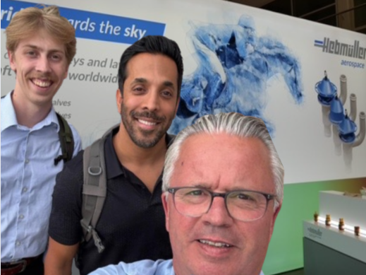 Happy faces - goods signs @ Hebmueller aerospace USA